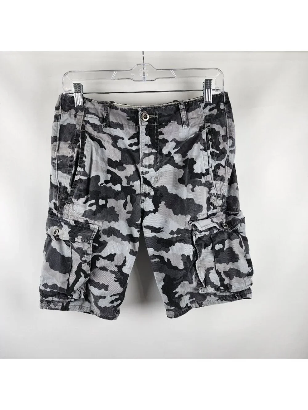 Levis Shorts Mens 29x10 Gray Camo Cargo Jean Shorts